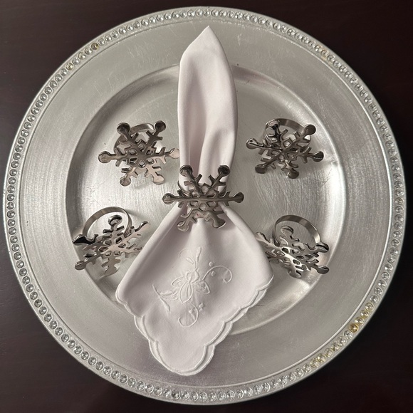 Snowflake Napkin Rings - Picture 2 of 4